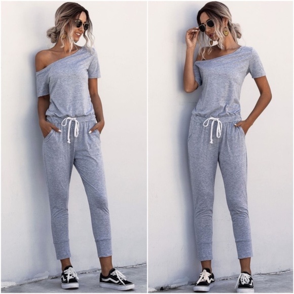 Comfy Black off shoulder waist tie pocket jumpsuit - Picture 5 of 9